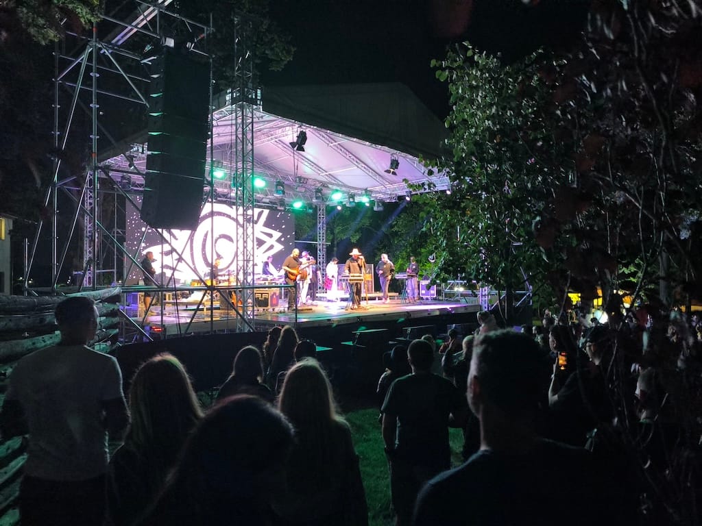 Am fost la concertul Subcarpați de la Crama Tohani